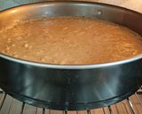 A picture of step 7 of Apple Cinnamon and Honey Cake.