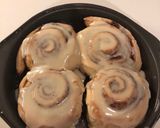 A picture of step 8 of Cinnamon rolls with creamy frosting.