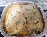 Foto del paso 6 de la receta: Lenguados en salsa a la plancha con puré del campo y salteado