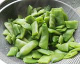 Foto del paso 2 de la receta Revuelto de patatas con judías verdes