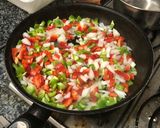 Foto del paso 1 de la receta 201. Dados de pollo al chilindrón (principal carne)