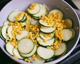 Foto del paso 3 de la receta: Tarta de Choclo y Zucchini! 🌽