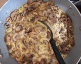 Zapiekane białe kiełbaski z pieczarkami krok przepisu 2 zdjęcie