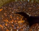 A picture of step 3 of Soy n black bean chili 🌶️.