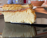 Foto del paso 12 de la receta: Tarta de queso “La viña” de San Sebastián” (cheesecake) con top de frutos rojos