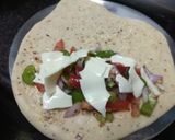 वेजिटेबल स्टफ्ड गार्लिक ब्रेड (Vegetable stuffed garlic bread recipe in hindi) रेसिपी चरण 2 फोटो