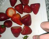 A picture of step 2 of Stuffed Strawberries.