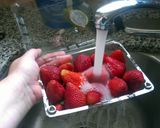 A picture of step 1 of Stuffed Strawberries.