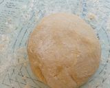 A picture of step 2 of Potato pizzas with a little diffence.