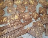 Foto del paso 2 de la receta: Crackers de semillas y harina integral