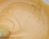 Foto langkah ke 2 dari resep Pandan marbled chiffon cake.
