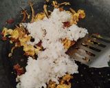 Foto langkah ke 3 dari resep Nasi Goreng Teri.
