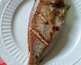 Foto del paso 9 de la receta: Brecas a la plancha con crujiente de ajos y almendras
