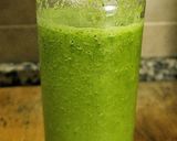Foto del paso 3 de la receta: Batido Verde Saludable con Sabor a Gominola de Anís