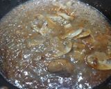 Foto del paso 5 de la receta: Entrecot con salsa confitada sobrasada y champiñones