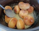 Foto langkah ke 7 dari resep Donat Topping Susu Gula Pasir.