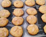 Foto langkah ke 5 dari resep Lemon Cheese Cookies.