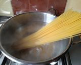 Pas rețetă Carbonara cu smântână și ou 1 fotografie