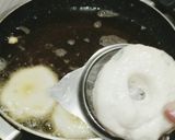 A picture of step 4 of Medu vada.