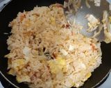 Foto langkah ke 6 dari resep Nasi goreng tomyum vegie.