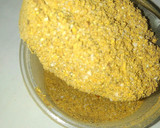 A picture of step 1 of 7 spice condiment.
