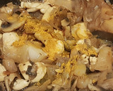 Foto del paso 6 de la receta: NoodlesThai Stile de Pollo y Champiñones con Jengibre y Cúrcuma