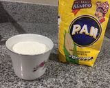 Foto del paso 1 de la receta: Arepa de queso