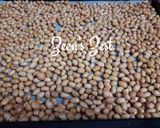A picture of step 1 of Oven Roasted Olive Oil Peanuts.