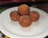 A picture of step 11 of Buff vada / farali aloo pattice.