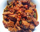Foto langkah ke 5 dari resep Oseng Mercon Kambing Manis.