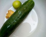 A picture of step 1 of Refreshing cucumber juice.