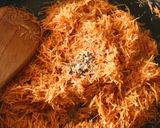 A picture of step 2 of Seviyan Burfi.
