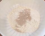 Foto del passaggio 1 della ricetta Schiacciata all’ olio 😋
