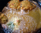 Foto del paso 4 de la receta: Buñuelos de puerro y lechuga!