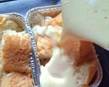 Foto langkah ke 3 dari resep Soft Bread Pudding.