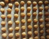Foto langkah ke 5 dari resep 88. Palm Cheese Cookies.