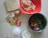 Foto langkah ke 1 dari resep Siomay Ayam Rebus Sederhana.