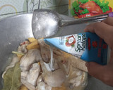 Foto langkah ke 7 dari resep Opor Ayam Tahu Kuah Putih.