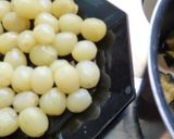 Une image de l'étape 3 de Cailles en cocotte aux 2 raisins et au cognac.