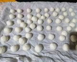 A picture of step 3 of Labneh Balls.