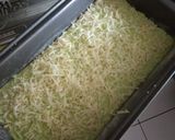 Foto langkah ke 3 dari resep Bolu pandan keju.