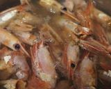 A picture of step 7 of Sapporo-Style Shrimp Ramen.