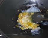Foto langkah ke 3 dari resep Sayur Oyong Telur Udang.
