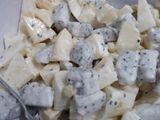 Trái cây tô trộn xốt mayonnaise