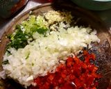 Foto del paso 4 de la receta: Boga al horno c/guarnición de papas, batatas y salsa criolla🇦🇷