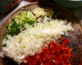 Foto del paso 4 de la receta: Boga al horno c/guarnición de papas, batatas y salsa criolla🇦🇷