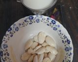 A picture of step 2 of Badam milk.