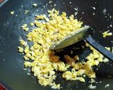 Foto langkah ke 3 dari resep Nasi Goreng Solaria.
