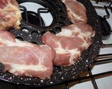 Foto del paso 1 de la receta: Sandwichitos de bondiola con pan negro