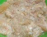 A picture of step 2 of Chicken fajita pizza.